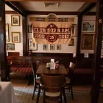 Club Haus 502 Отель типа 