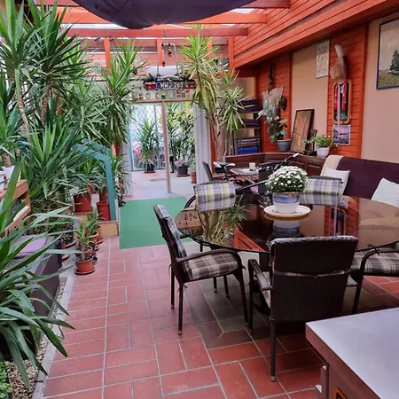 Nocleg ze śniadaniem Club Haus 502 3*