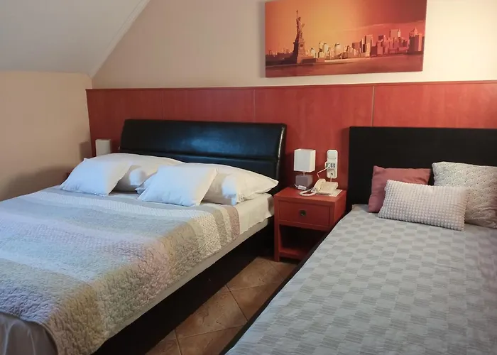 Club Haus 502 3* Kalocsa