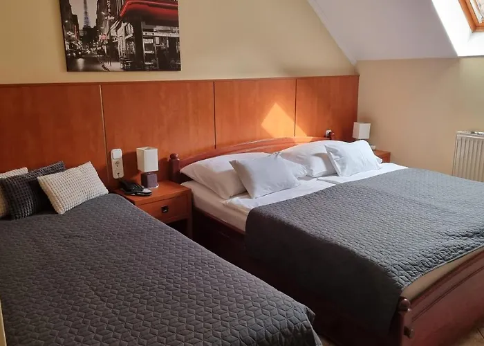 Club Haus 502 3* Kalocsa