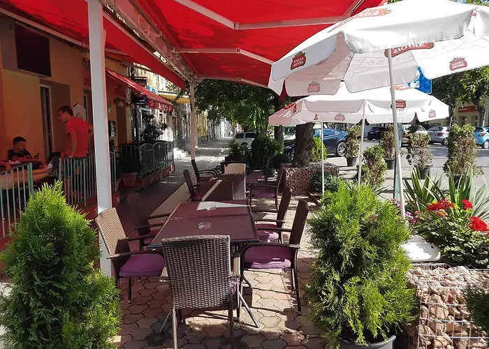 Club Haus 502 Nocleg ze śniadaniem Kalocsa